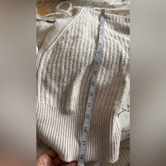 Babaton  Canberra Cardigan - Picture 5 of 10